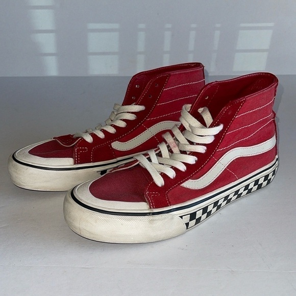 Vans SK8 Hi Decon Red And White Skater Sneakers - Picture 2 of 10